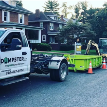 Load image into Gallery viewer, Dumpster